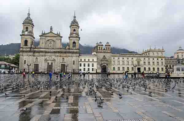 06 - Colombia - Bogota - plaza Bolivar - catedral Primada y capilla del Sagrario